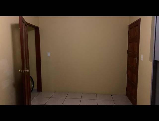 3 BEDROOM HOUSE FOR SALE IN PHOMOLONG